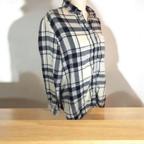 NEW! AE Black & White Button Down Shirt Flannel (SHAKET)  Cotton  Oversided Sz L - Picture 4 of 6